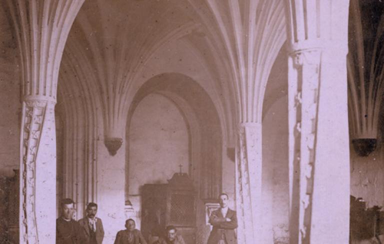 Sala Capitular do Mosteiro de Oseira. Fot. Anónimo, ca. 1910.